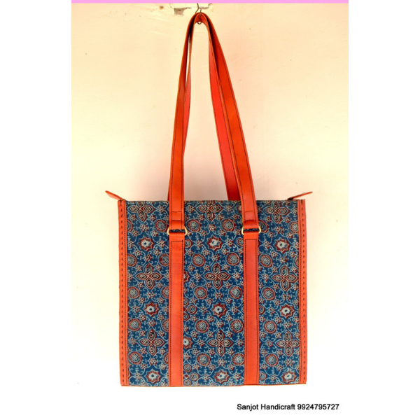 natural and artistic